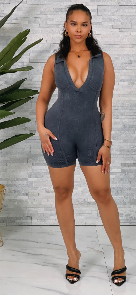 WIDE COLLAR WASHED ROMPER