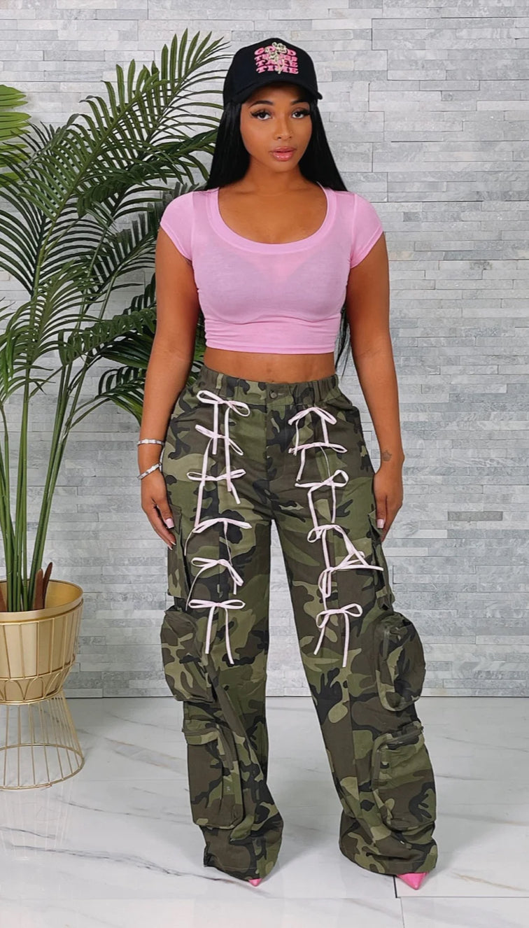 CAMO CARGO RIBBON PANTS