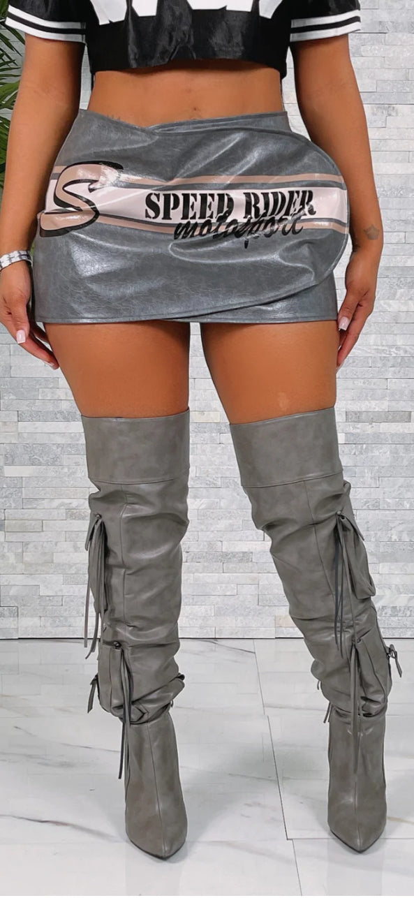 LEATHER VELCRO MINI SKIRT