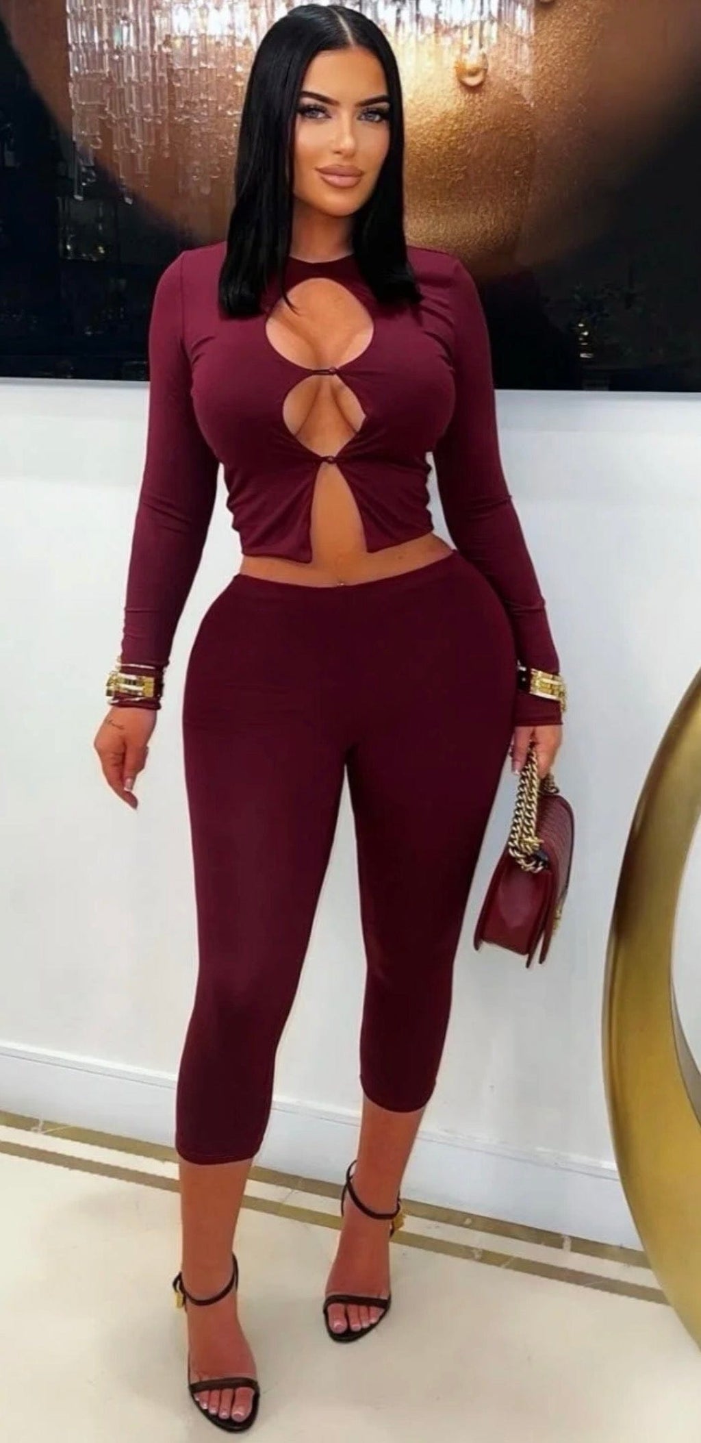 F.A.S.T Boutique BUTTON CLOSURE LS TOP & CAPRI LEGGINGS SET(Pre-Order)