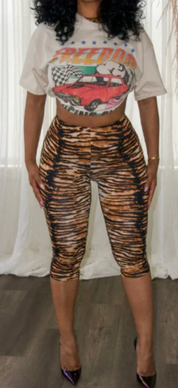 F.A.S.T Boutique CHEETAH PRINT CAPRI PANTS(Pre-Order)