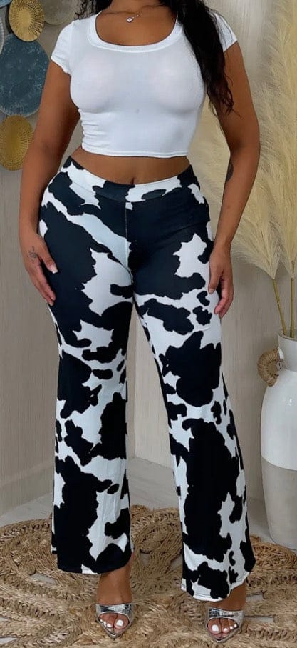 F.A.S.T Boutique COW PRINTED PANTS(pre-order)