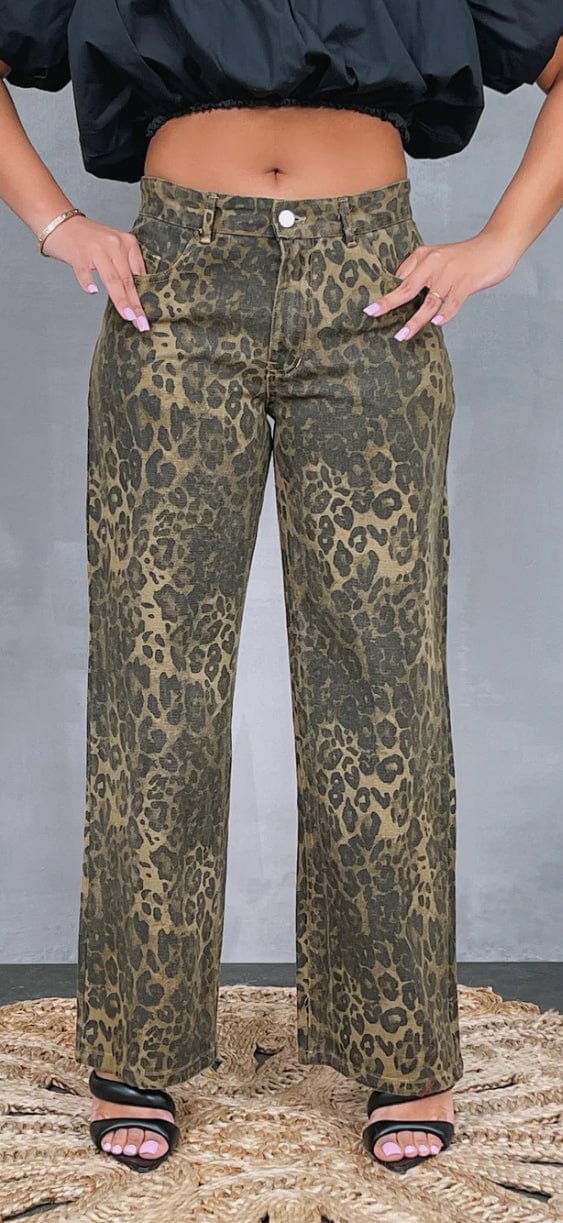 F.A.S.T Boutique LEOPARD FADE COLOSSUS JEANS(Pre-Order)