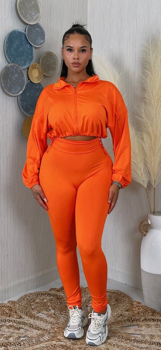 F.A.S.T Boutique SOLID ZIP UP CROP JACKET & LEGGINGS SET(Pre-Order)