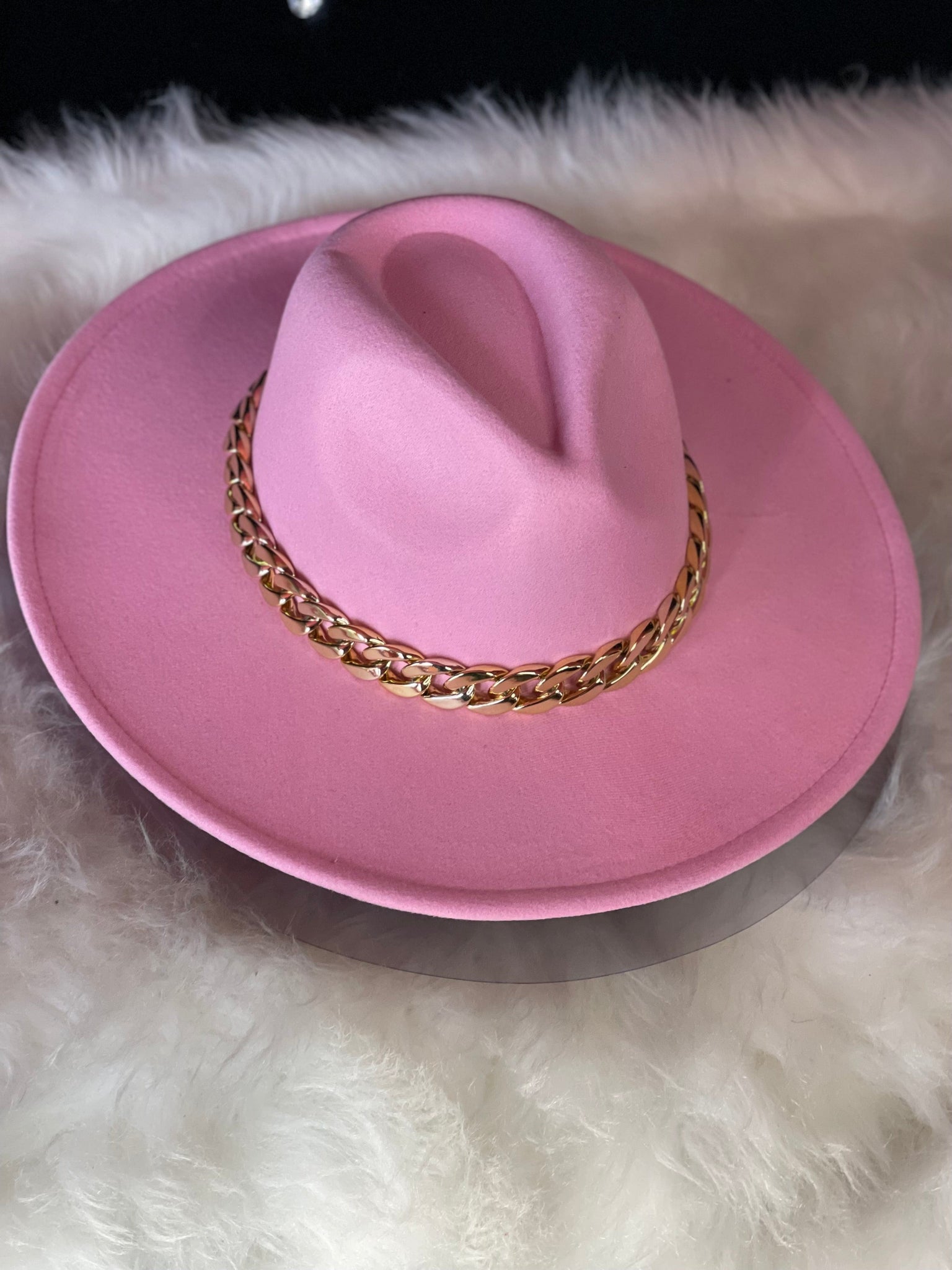 F.A.S.T Boutique SOLID CHAIN FEDORA HAT