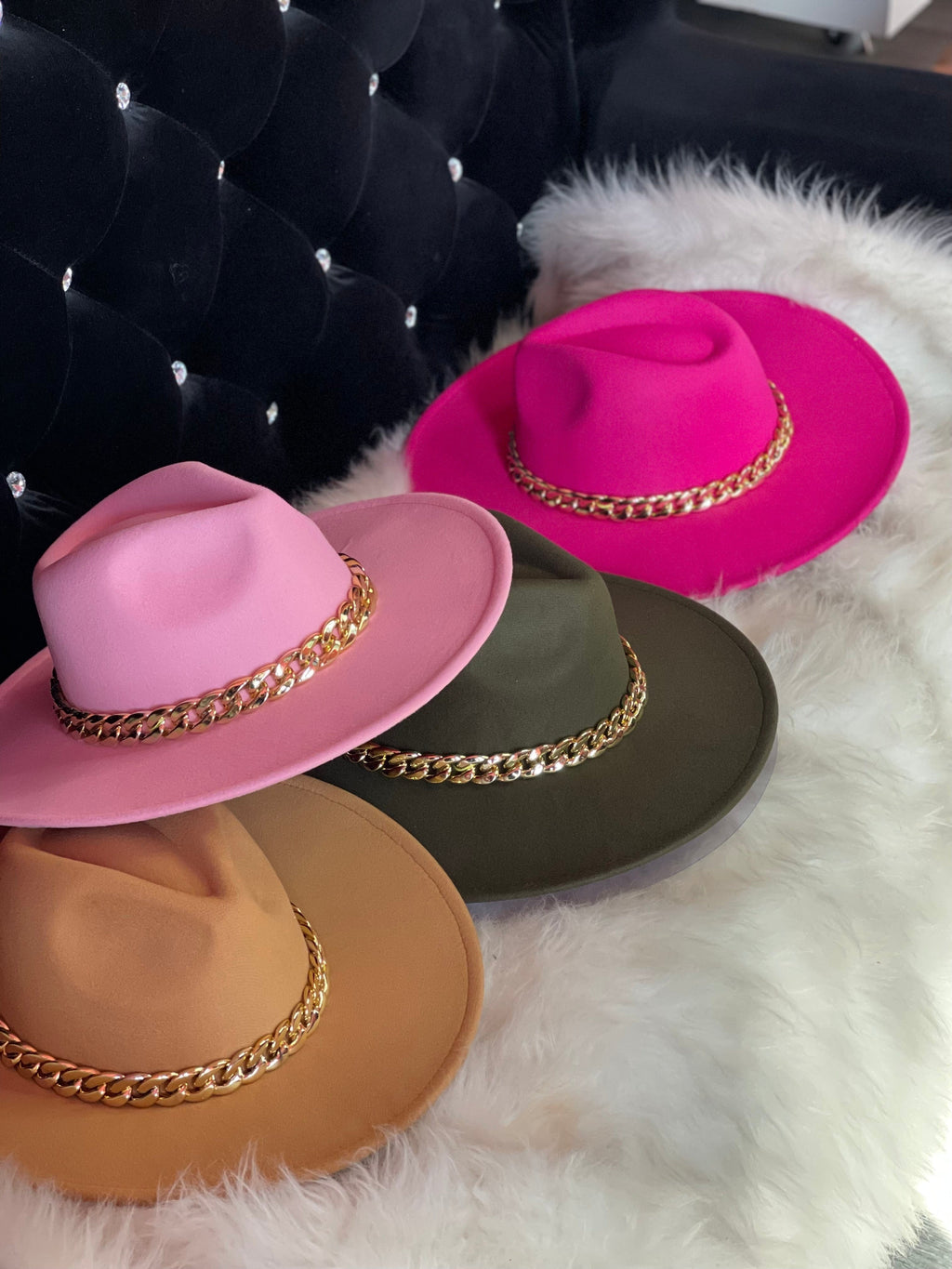 F.A.S.T Boutique SOLID CHAIN FEDORA HAT